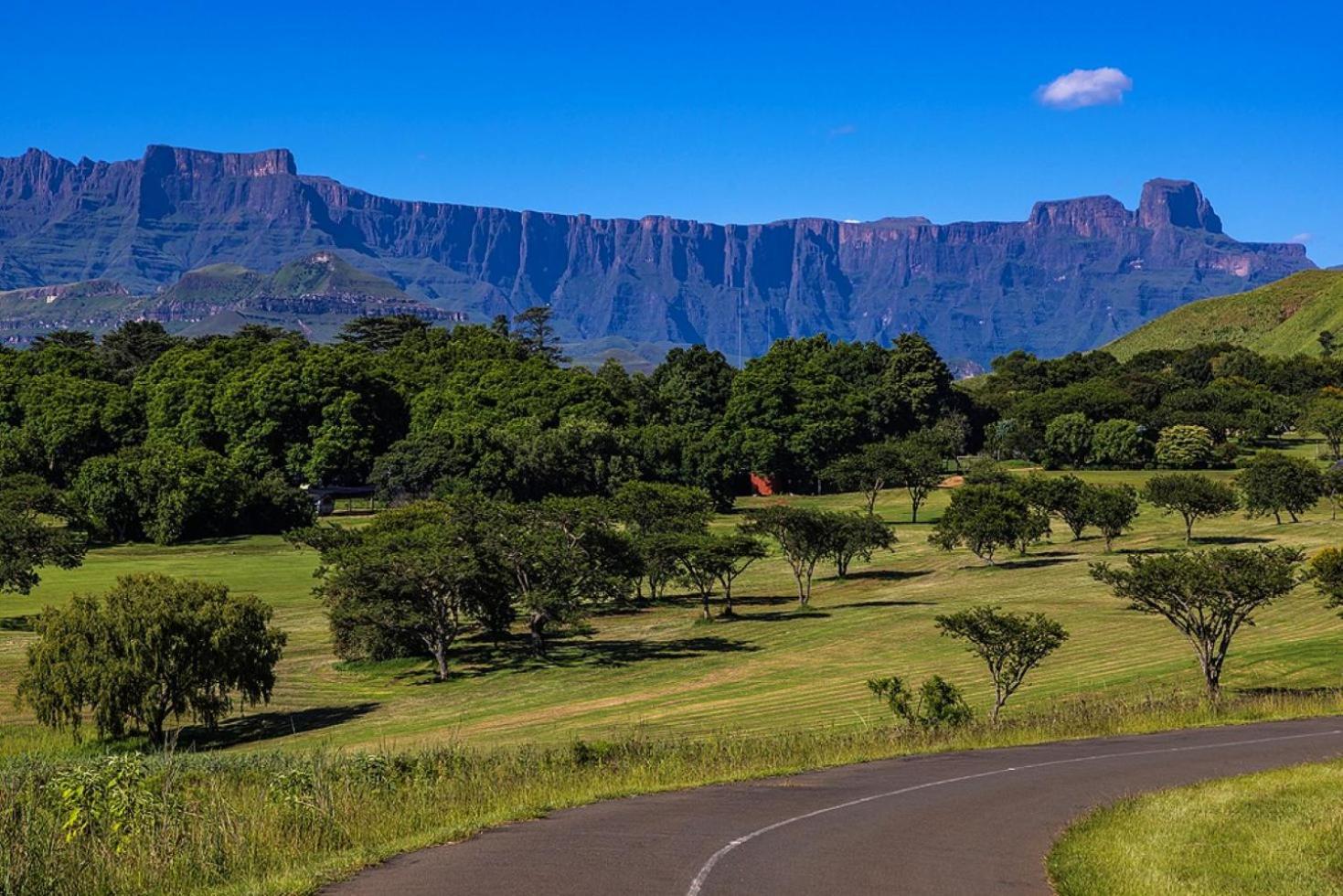 Hlalanathi Drakensberg Resort Bergville Exterior foto