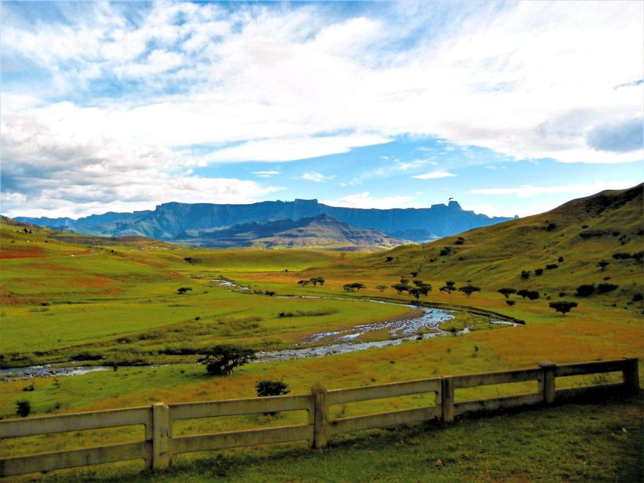 Hlalanathi Drakensberg Resort Bergville Exterior foto